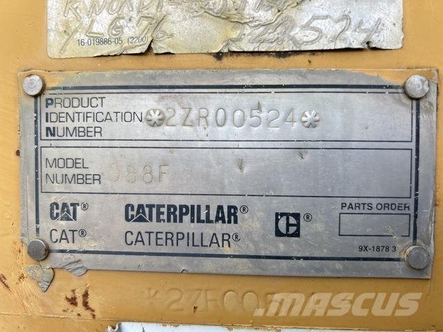 CAT 988F Kolesni nakladalci
