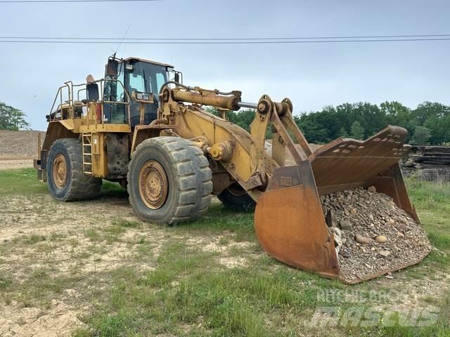 CAT 988G Kolesni nakladalci