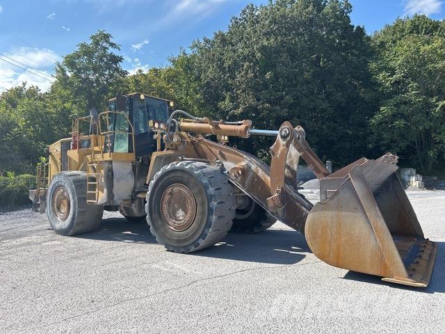 CAT 988G Kolesni nakladalci