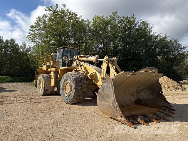 CAT 988G Kolesni nakladalci