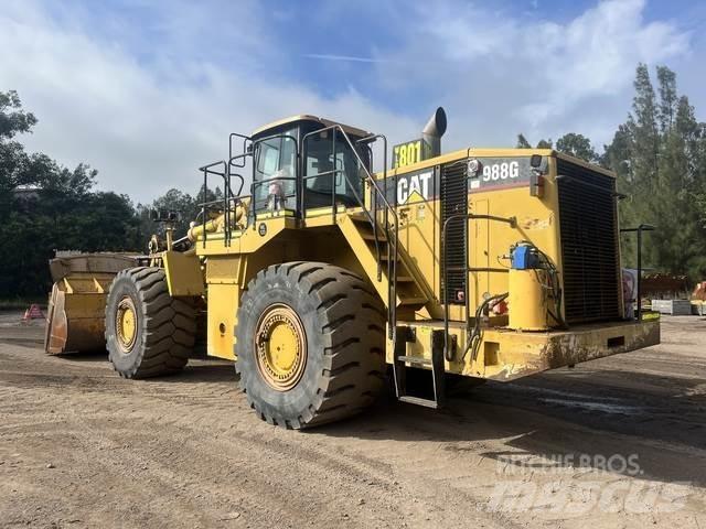 CAT 988G Kolesni nakladalci