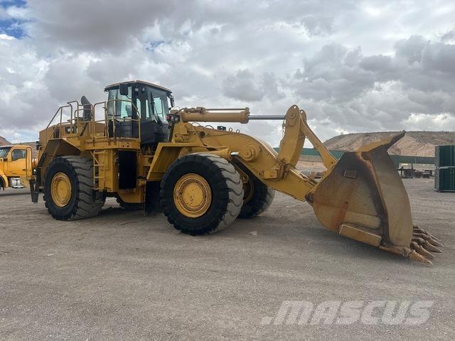CAT 988H Kolesni nakladalci
