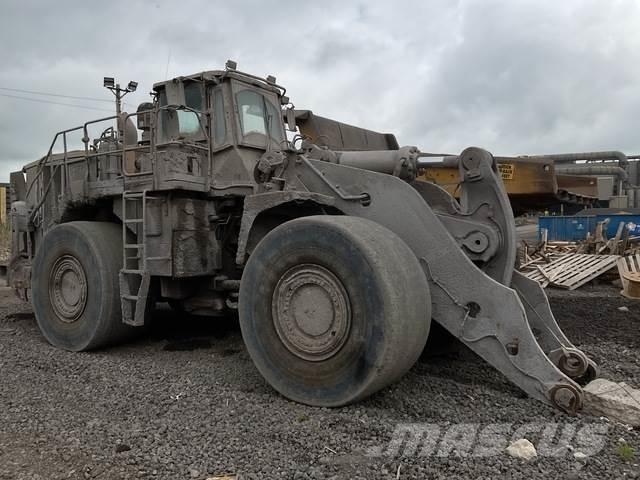 CAT 988K Kolesni nakladalci