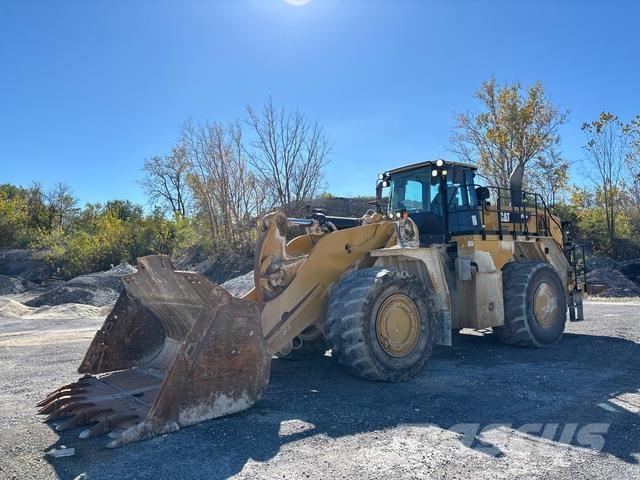 CAT 988K Kolesni nakladalci