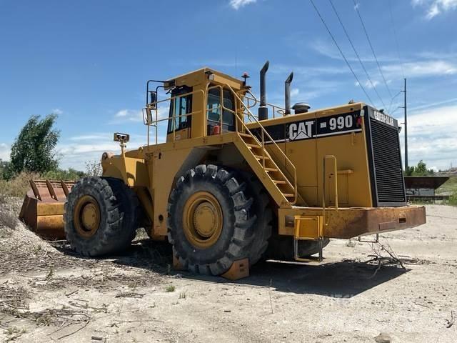 CAT 990 Kolesni nakladalci
