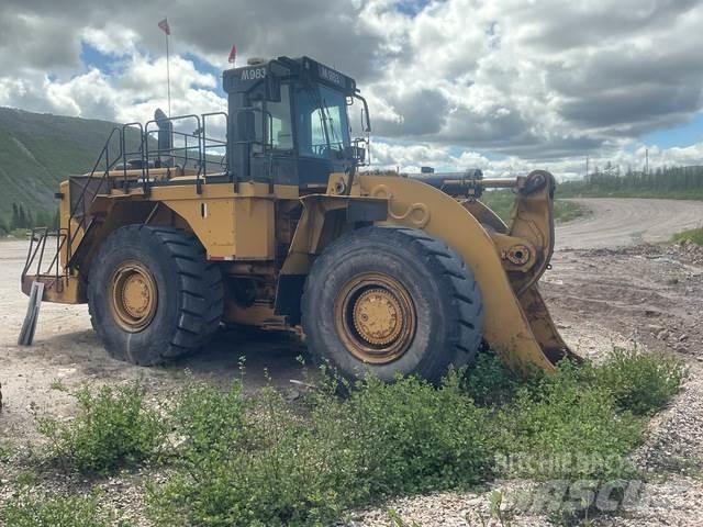 CAT 990H Kolesni nakladalci
