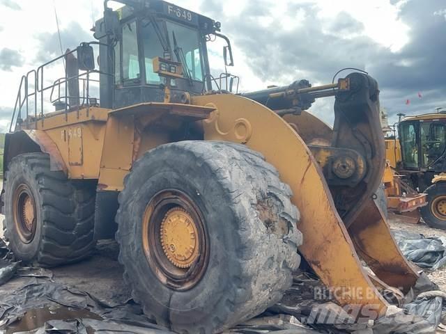 CAT 990H Kolesni nakladalci
