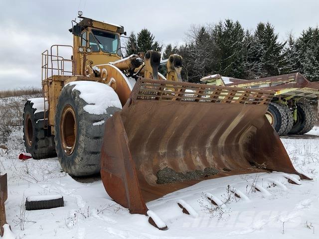 CAT 992C Kolesni nakladalci