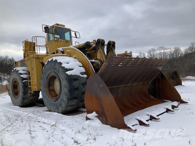 CAT 992C Kolesni nakladalci