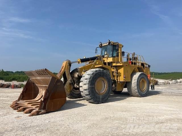 CAT 992G Kolesni nakladalci