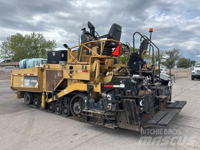 CAT AP1055D Asfaltni finišerji