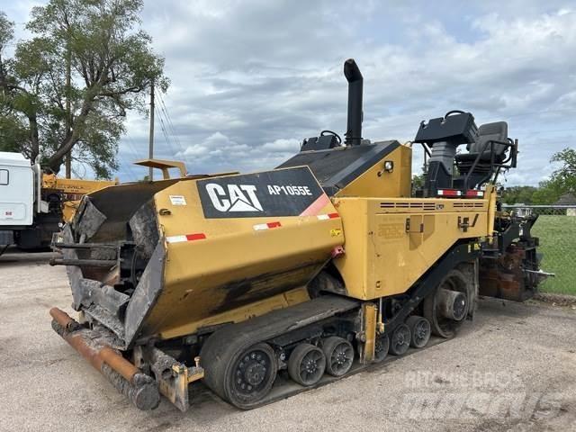 CAT AP1055E Asfaltni finišerji