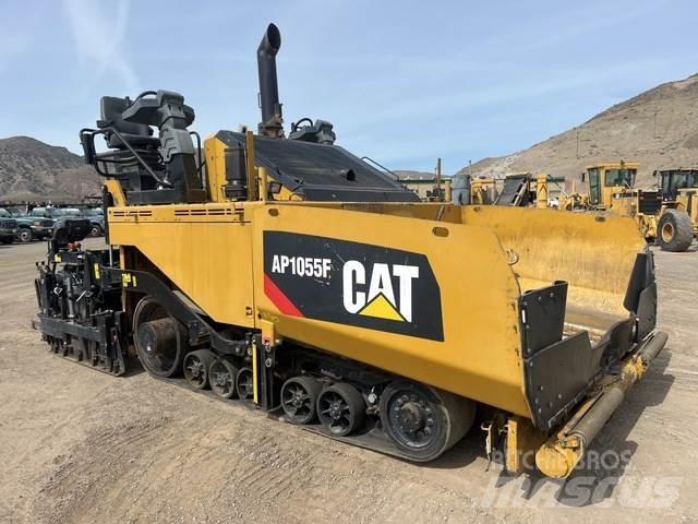CAT AP1055F Asfaltni finišerji