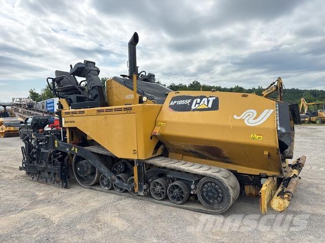 CAT AP1055F Asfaltni finišerji