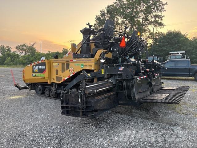 CAT AP1055F Asfaltni finišerji