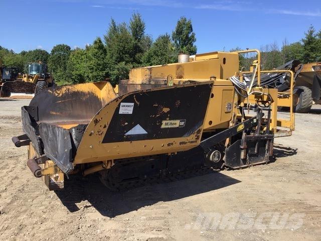 CAT AP255E Asfaltni finišerji