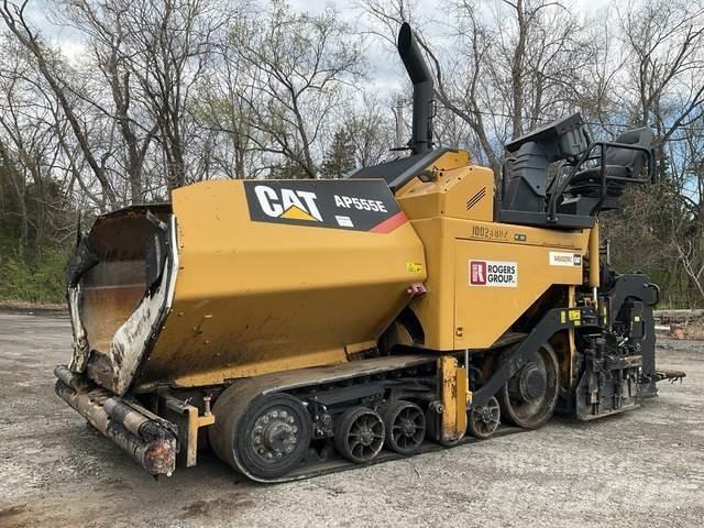 CAT AP555E Asfaltni finišerji