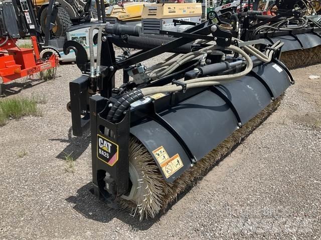 CAT BA25 Metle