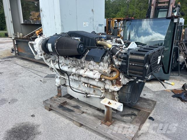 CAT C32 Ladijski motorji