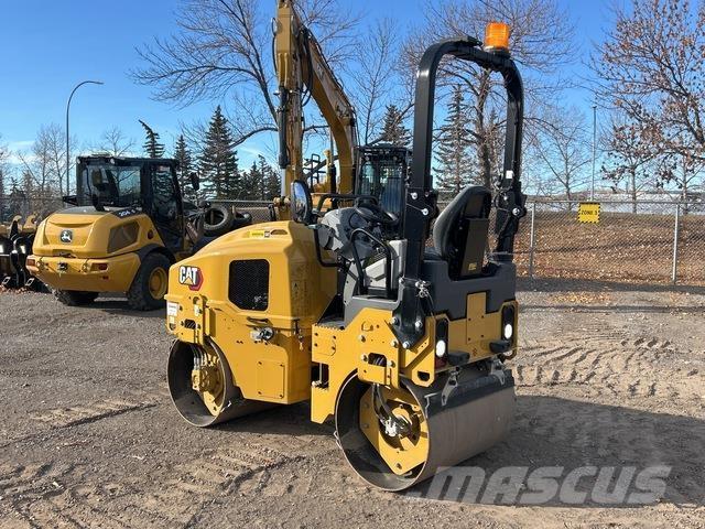 CAT CB2.5 Dvojni valjarji