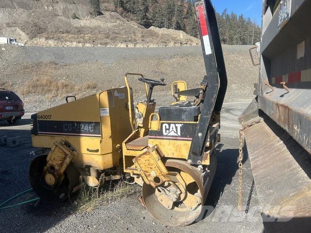 CAT CB224C Dvojni valjarji