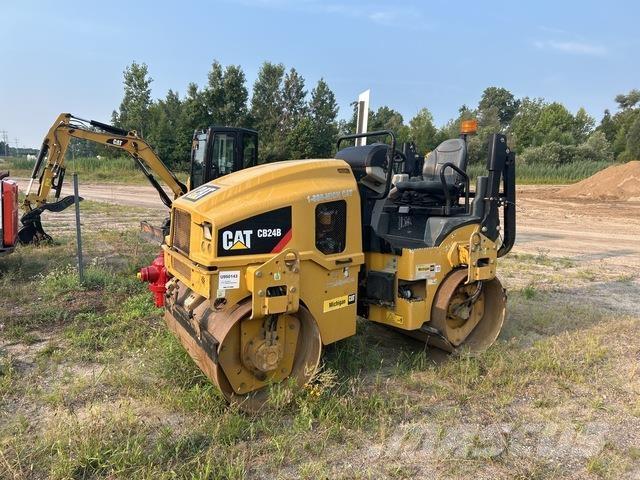CAT CB24B Dvojni valjarji
