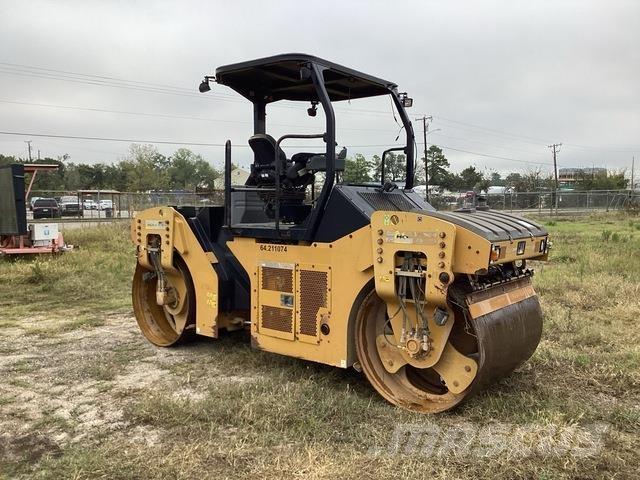 CAT CB44B Dvojni valjarji