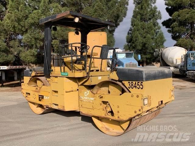 CAT CB534 Dvojni valjarji