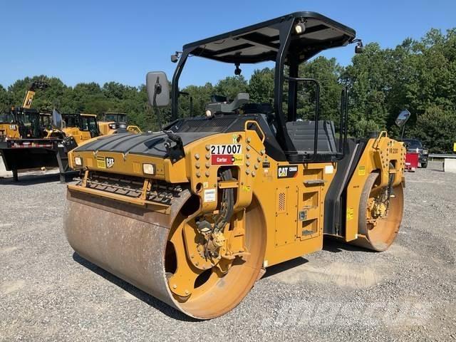 CAT CB66B Dvojni valjarji