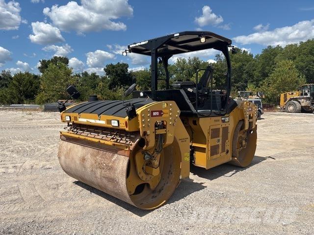 CAT CB66B Dvojni valjarji