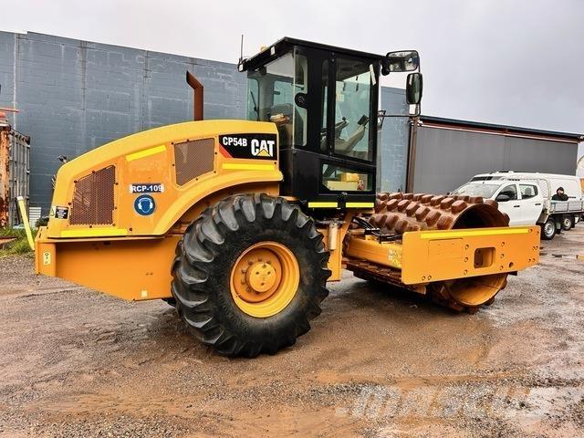 CAT CP54B Enojni valjarji