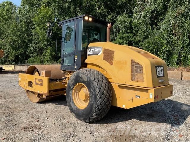 CAT CS66B Enojni valjarji