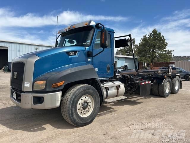 CAT CT660 Komunalni tovornjaki