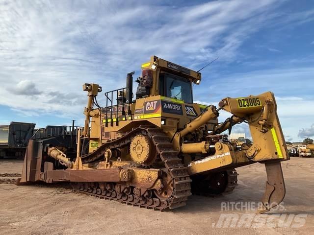 CAT D10T Buldožerji goseničarji