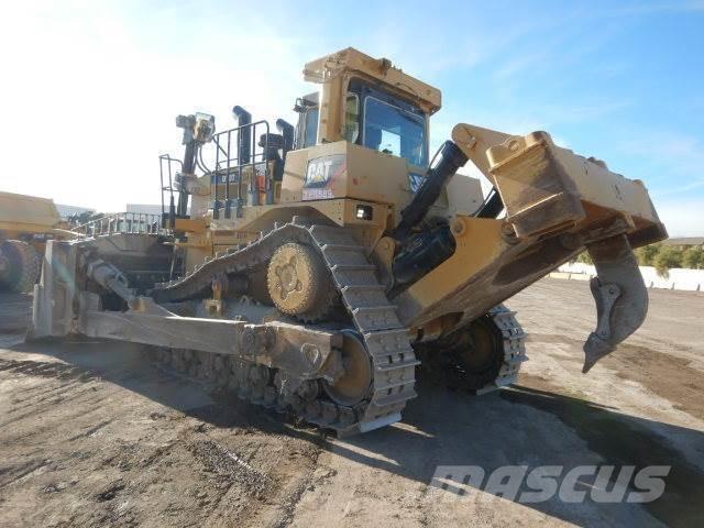 CAT D10T2 Buldožerji goseničarji