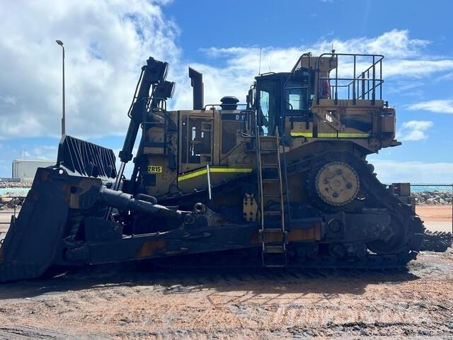 CAT D11T Buldožerji goseničarji