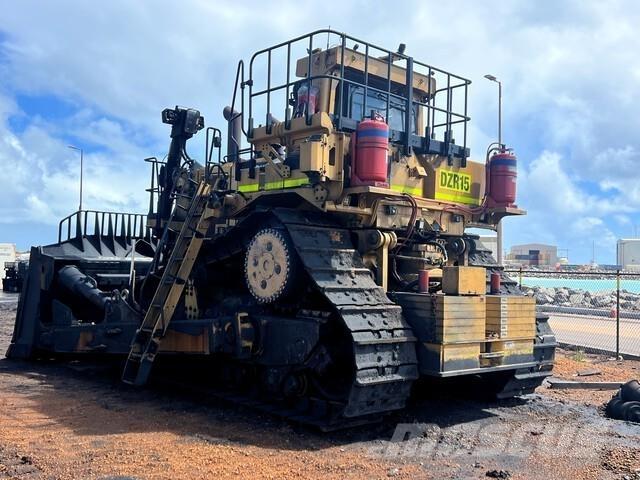 CAT D11T Buldožerji goseničarji