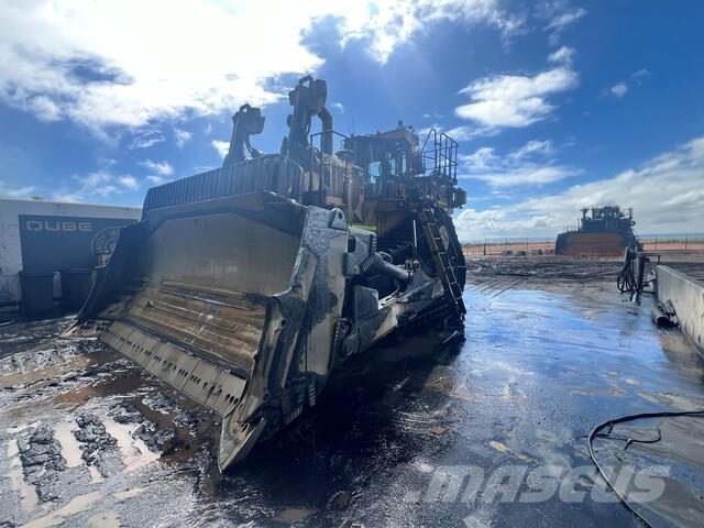 CAT D11T Buldožerji goseničarji