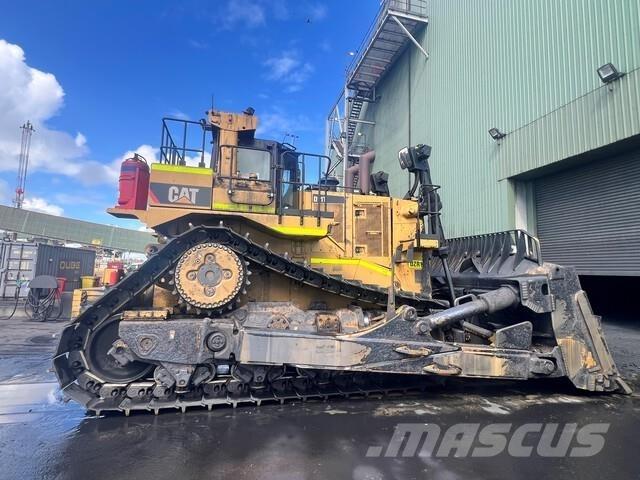 CAT D11T Buldožerji goseničarji
