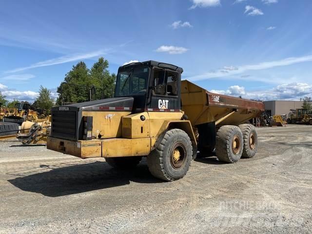 CAT D250E Zglobni demperji