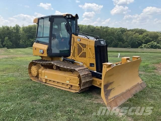 CAT D3 XL Buldožerji goseničarji