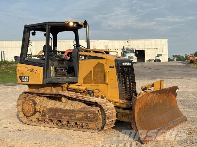 CAT D3K XL Buldožerji goseničarji