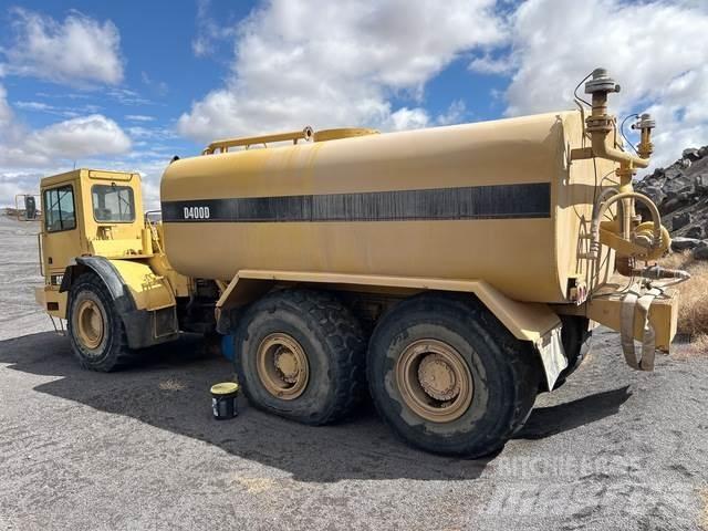 CAT D400D Tovornjaki za vodo