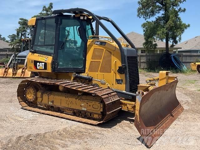 CAT D4K2 LGP Buldožerji goseničarji
