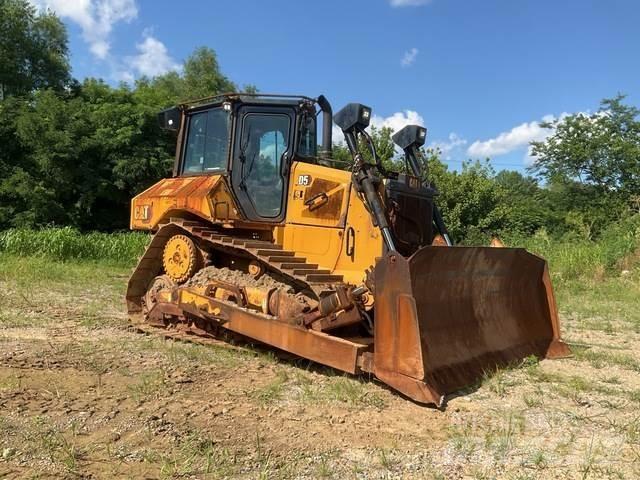CAT D5 Buldožerji goseničarji