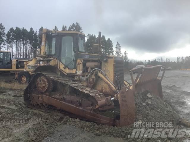 CAT D6 Buldožerji goseničarji