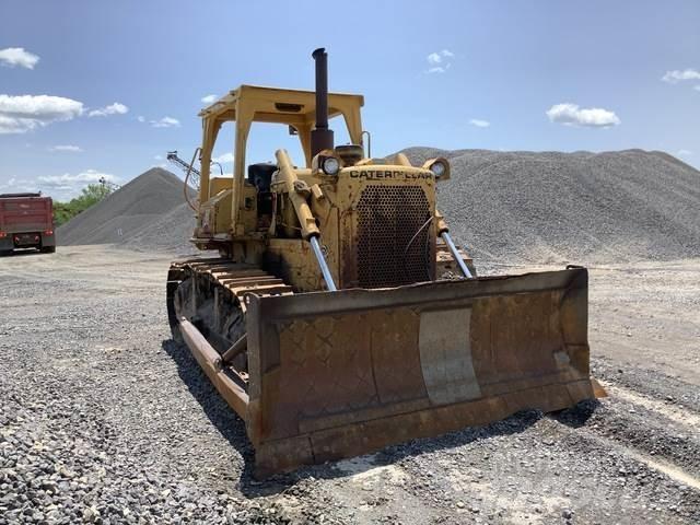 CAT D6D Buldožerji goseničarji
