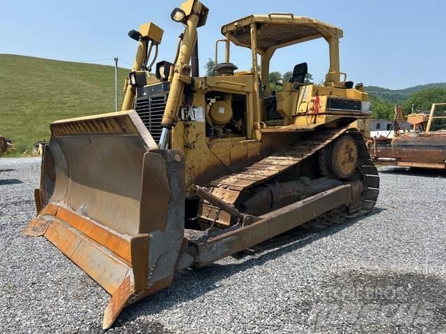 CAT D6H Buldožerji goseničarji