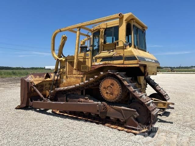 CAT D6H Buldožerji goseničarji