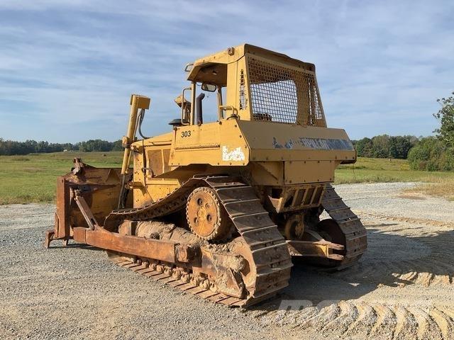 CAT D6H Buldožerji goseničarji